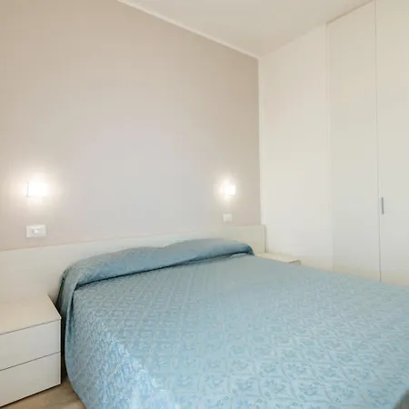 Elle 4* Σαν Μπενεντέτο ντελ Τρόντο