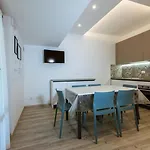 Aparthotel Elle