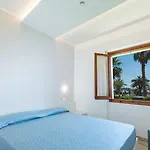 Elle Aparthotel