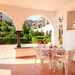 Elle Aparthotel 4*