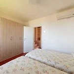 Aparthotel Elle